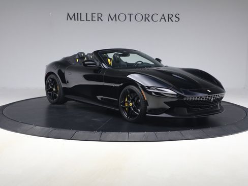 Certified 2025 Ferrari Roma Spider image 11