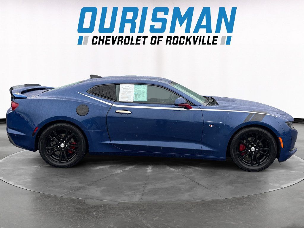 Used 2020 Chevrolet Camaro LS RWD image 7