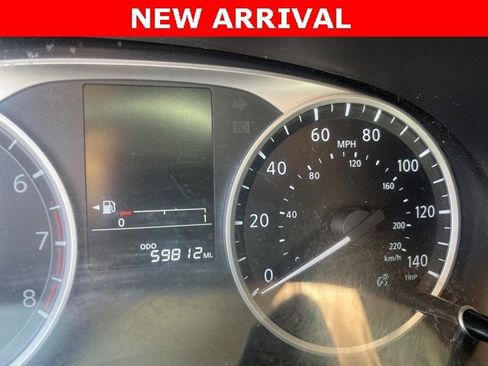 Used 2020 Nissan Kicks S image 8