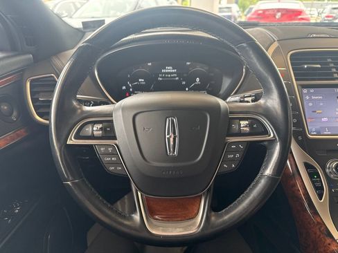 Certified 2020 Lincoln Nautilus Reserve w/ Monochromatic Package AWD/4WD image 15