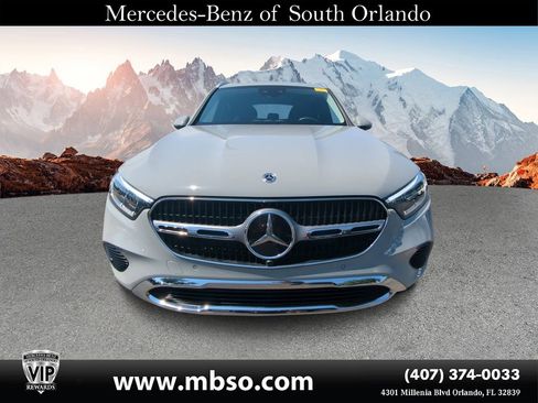Used 2025 Mercedes-Benz GLC 350e 4MATIC image 20