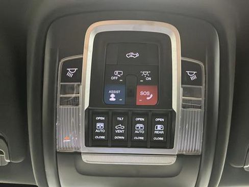 Used 2025 RAM 1500 Laramie w/ Bed Utility Group AWD/4WD image 33