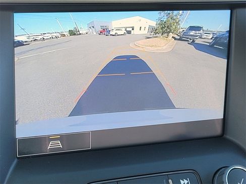 Used 2023 GMC Acadia SLT image 18