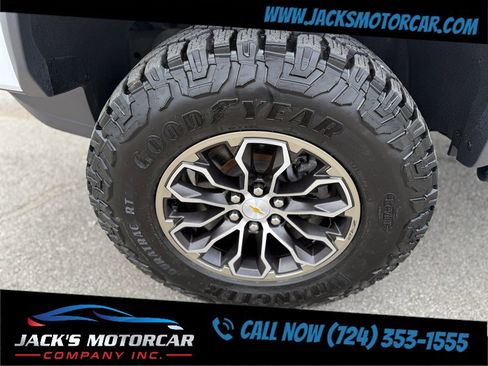 Used 2022 Chevrolet Colorado ZR2 image 13