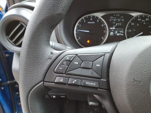 Used 2024 Nissan Kicks S image 17