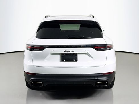 Certified 2019 Porsche Cayenne image 10