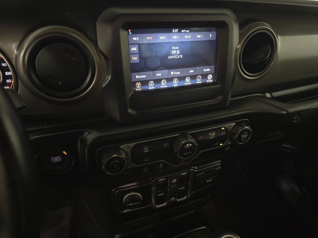 Used 2022 Jeep Gladiator Sport AWD/4WD image 17