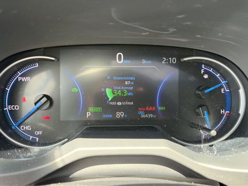 Used 2024 Toyota RAV4 XLE w/ Convenience Package AWD/4WD image 10