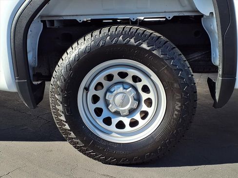 Used 2020 GMC Sierra 1500 2WD Regular Cab w/ Sierra Value Package image 4