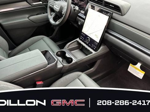New 2026 GMC Terrain AT4 AWD/4WD image 16