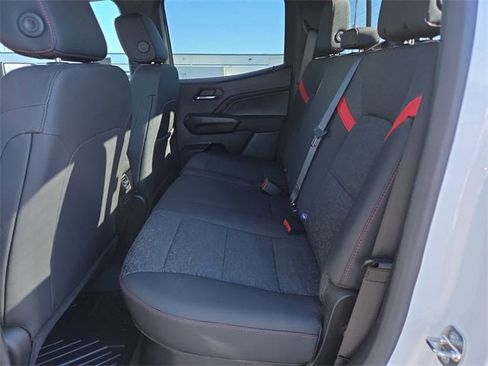 Used 2023 Chevrolet Colorado Z71 w/ Z71 Convenience Package 2 image 11