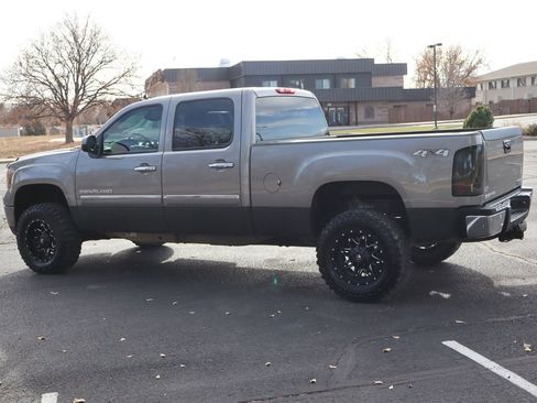 Used 2014 GMC Sierra 2500 Denali image 8