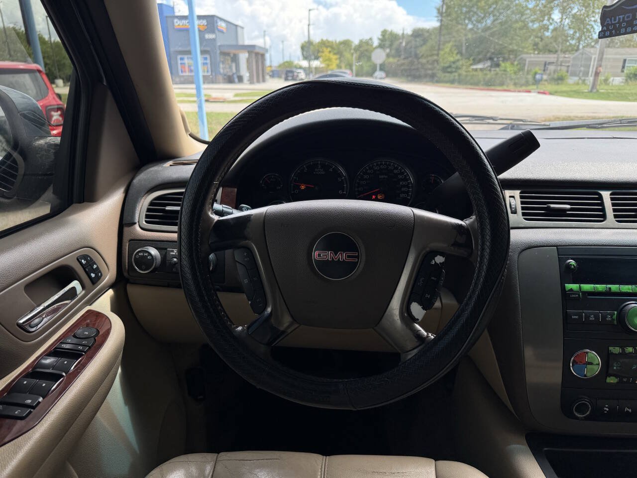 Used 2009 GMC Yukon SLT AWD/4WD image 18
