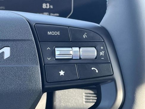 New 2026 Kia Sportage SX FWD image 31