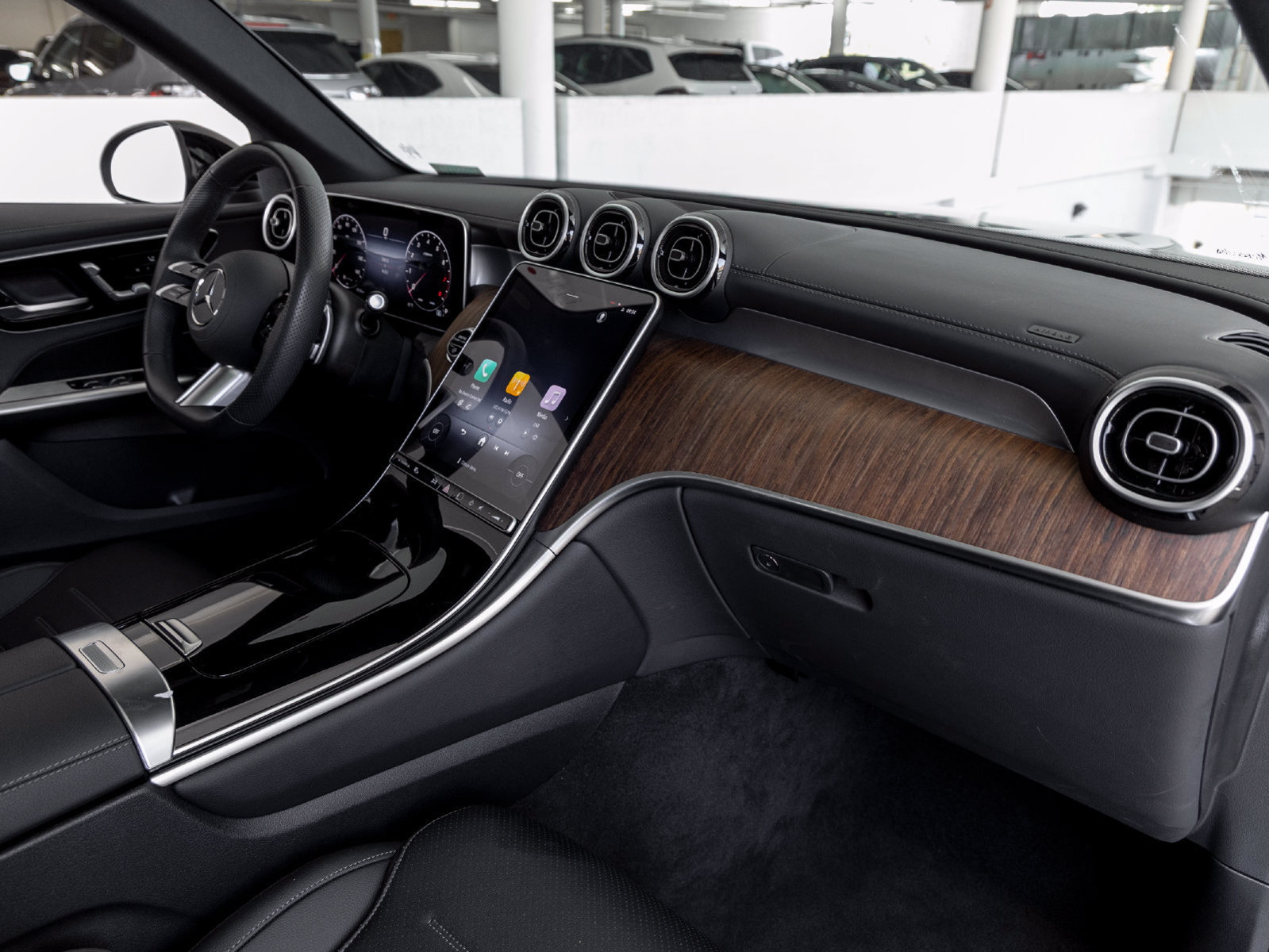 Certified 2026 Mercedes-Benz GLC 300 4MATIC image 30