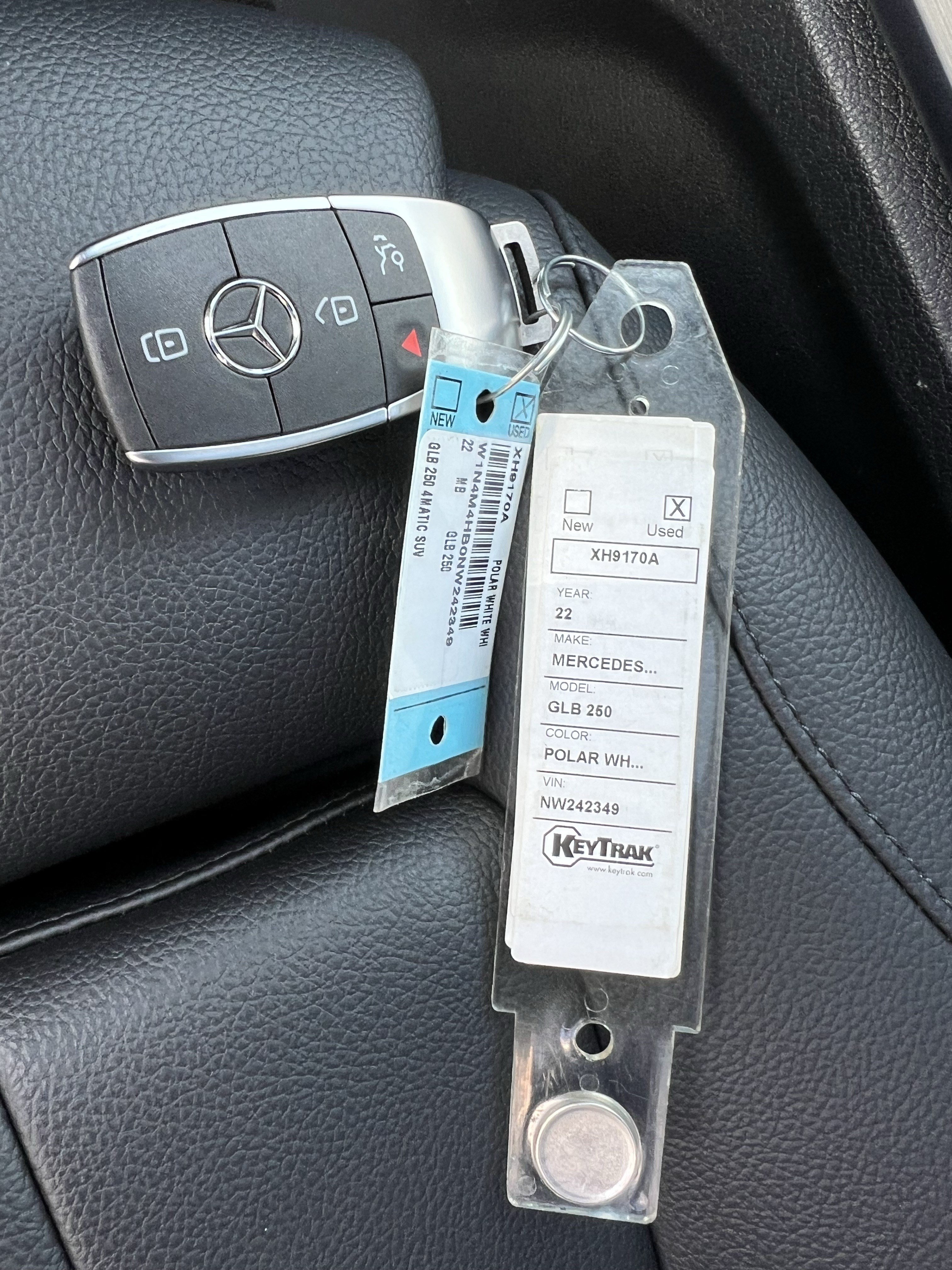 Certified 2022 Mercedes-Benz GLB 250 4MATIC image 38