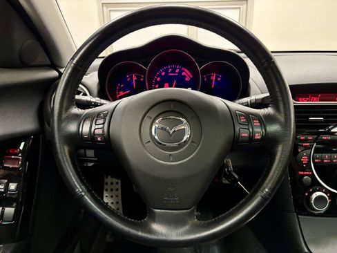 Used 2004 MAZDA RX-8 w/ MT Touring Pkg RWD image 21