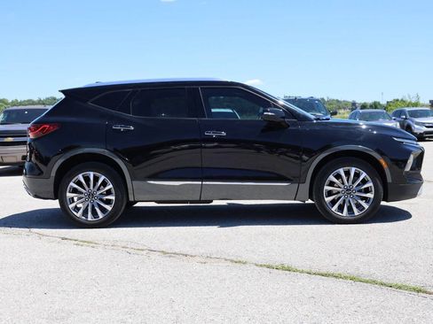Used 2024 Chevrolet Blazer Premier w/ Enhanced Convenience Package AWD/4WD image 7