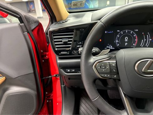 Used 2025 Lexus NX 350 350 Premium image 42