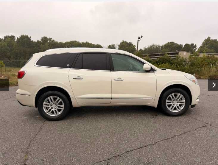 Used 2014 Buick Enclave Convenience FWD image 3