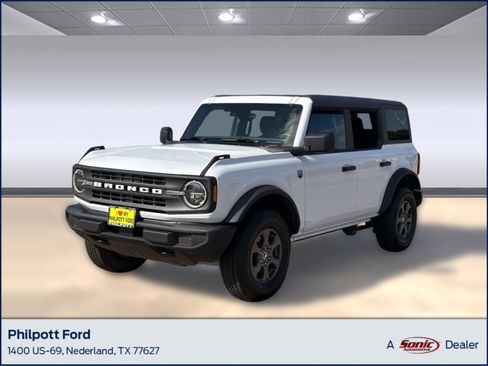 Used 2025 Ford Bronco Big Bend AWD/4WD image 1