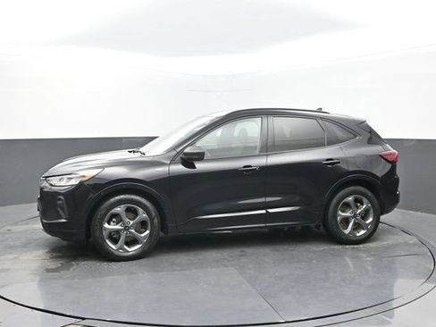 Used 2024 Ford Escape ST-Line FWD image 2