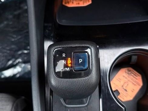 Used 2021 Nissan Rogue S AWD/4WD image 27