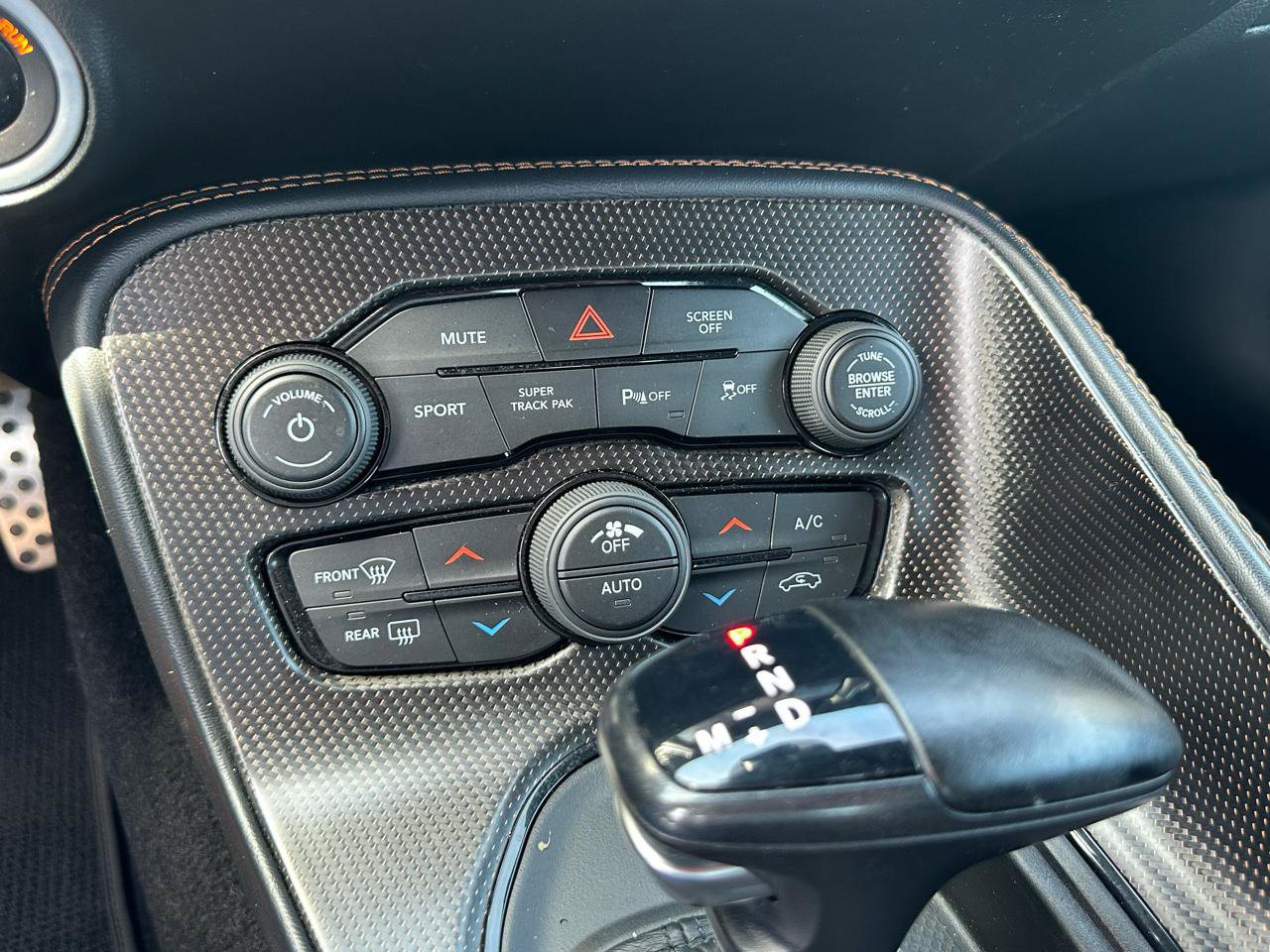Used 2020 Dodge Challenger R/T RWD image 21