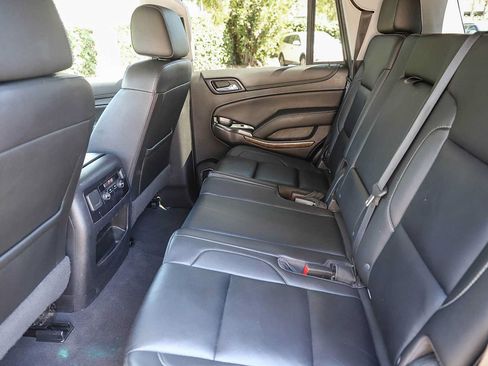 Used 2019 Chevrolet Tahoe LT RWD image 18