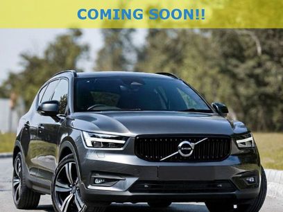 Used 2023 Volvo XC40 B4 Ultimate