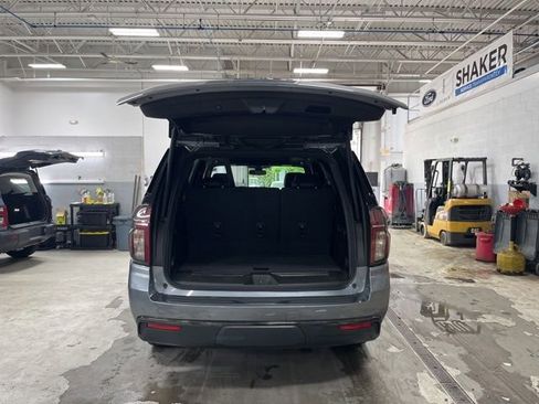 Used 2021 Chevrolet Tahoe Z71 w/ Z71 Signature Package AWD/4WD image 15