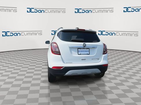 Used 2019 Buick Encore Preferred AWD/4WD image 7