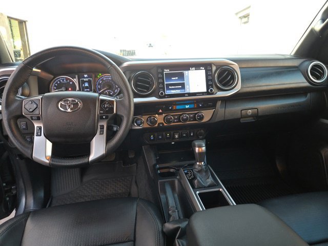 Used 2023 Toyota Tacoma Limited AWD/4WD image 16