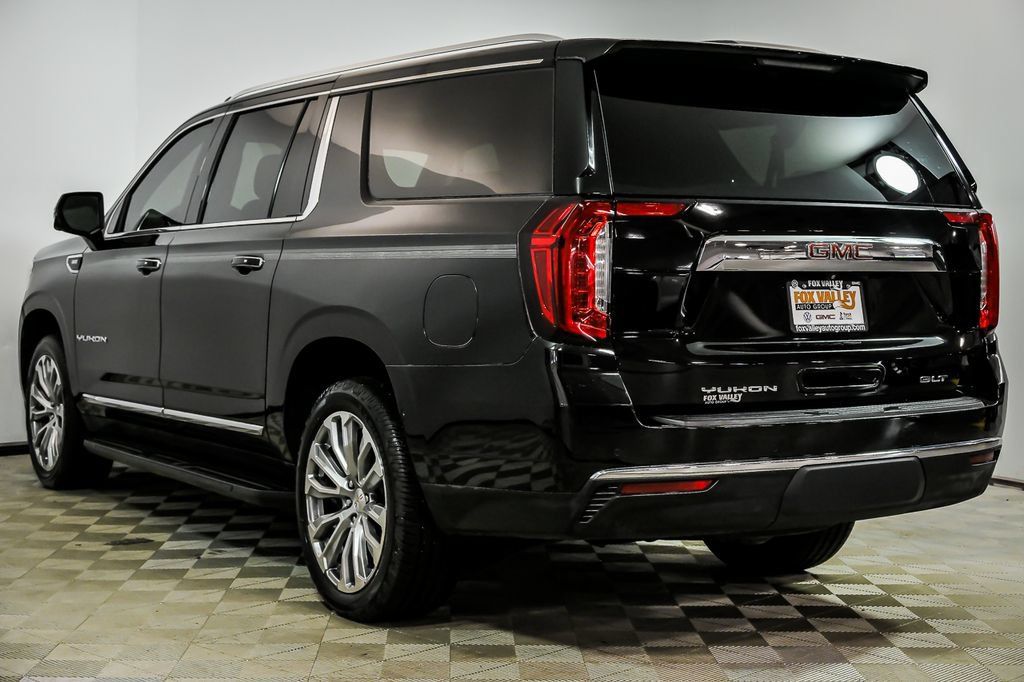 Used 2022 GMC Yukon XL SLT w/ SLT Premium Package AWD/4WD image 6