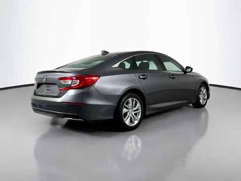 Used 2018 Honda Accord LX image 7