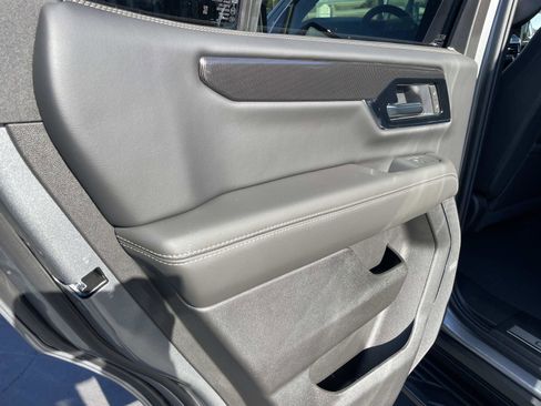 New 2026 GMC Yukon Elevation image 23