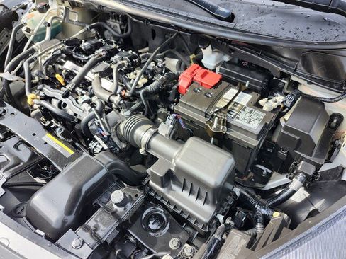 Used 2020 Nissan Versa SV image 28