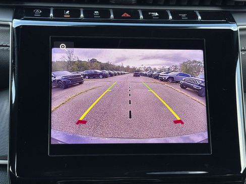 New 2025 Jeep Grand Cherokee L Altitude image 19