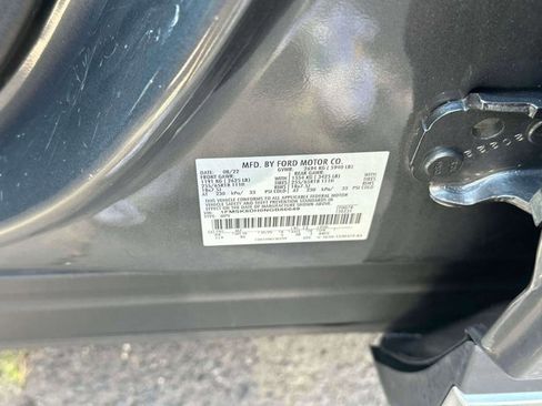 Certified 2022 Ford Explorer XLT w/ Class IV Trailer Tow Package image 20