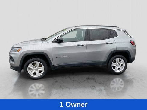 Certified 2022 Jeep Compass Latitude AWD/4WD image 2
