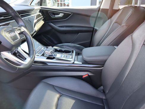 Used 2023 Audi Q7 2.0T Premium Plus w/ Premium Plus Package AWD/4WD image 28