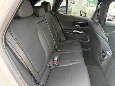 New 2026 Mercedes-Benz GLC 300 image 25