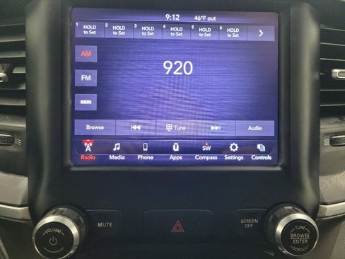 Used 2019 RAM 1500 Big Horn image 25