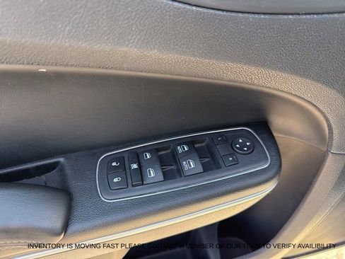 Used 2023 Chrysler 300 Touring L w/ Popular Equipment Group image 18