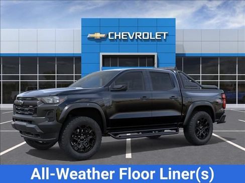 New 2026 Chevrolet Colorado Trail Boss w/ Midnight Edition AWD/4WD image 2