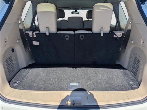 Used 2017 Nissan Pathfinder SV image 30