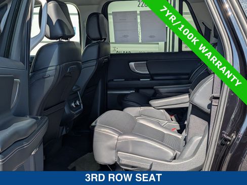 Certified 2025 Ford Expedition Max Platinum AWD/4WD image 16