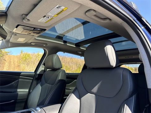 Used 2021 Hyundai Santa Fe Limited image 16