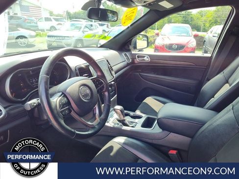 Used 2021 Jeep Grand Cherokee Laredo X AWD/4WD image 11