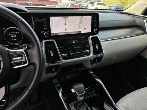 Used 2023 Kia Sorento SX FWD image 16